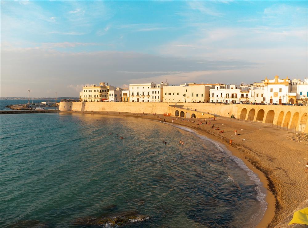 Gallipoli (Lecce) - La spiaggia della Puritate a Gallipoli Vecchia